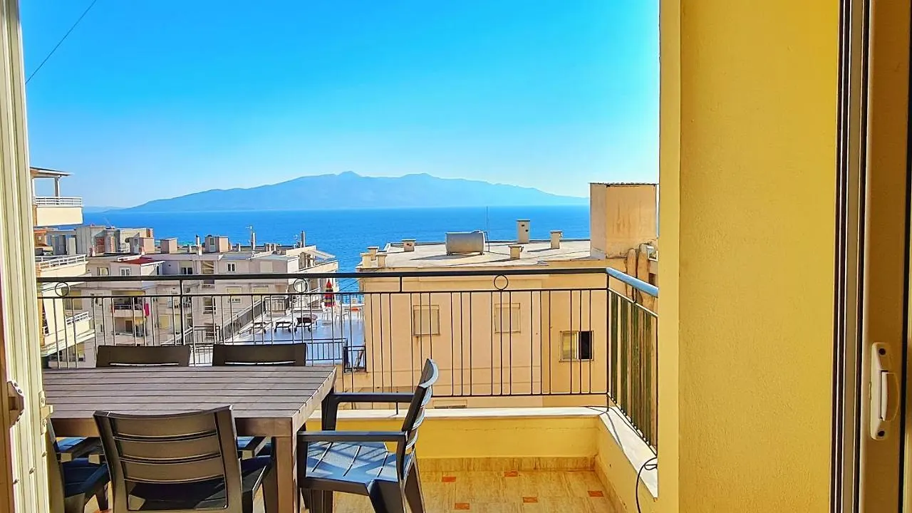 Colorful sea view apartment Sarandë