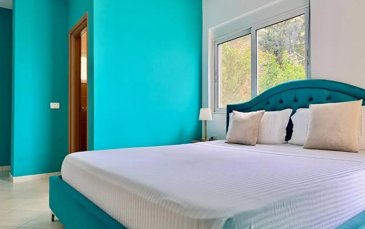 Colorful Sea View Apartment Saranda