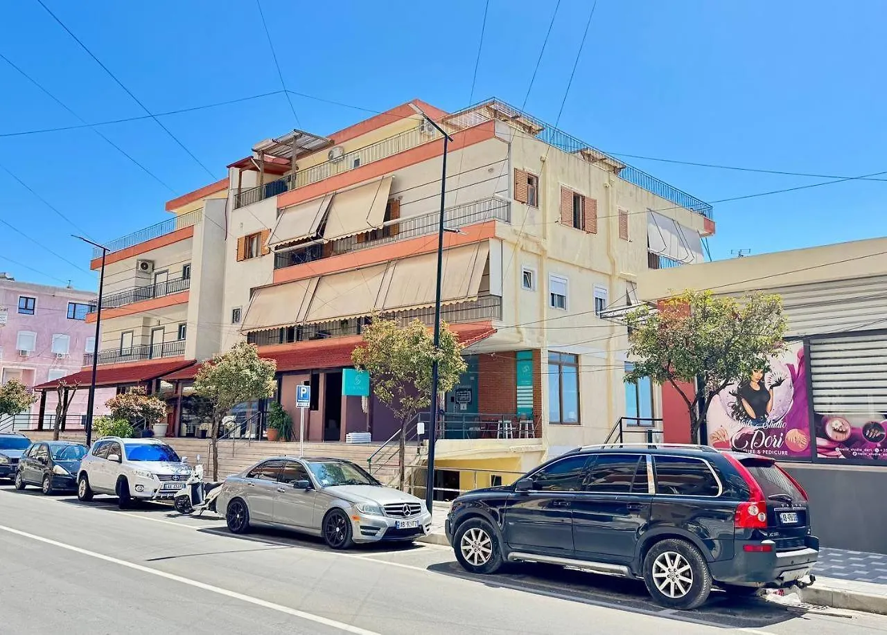 Colorful sea view apartment Sarandë